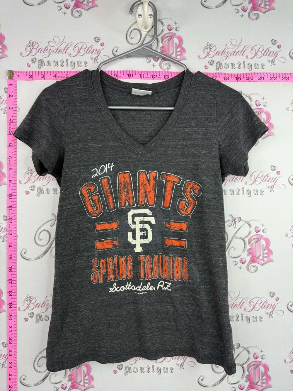 Genuine Merchandise Charcoal Gray & Orange SF Giants V‑Neck Tee 2014 Rare
